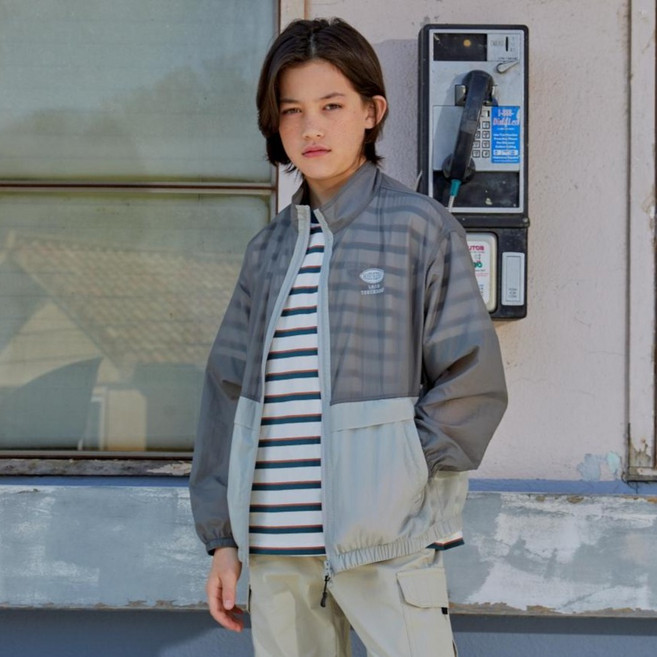 SFIT 男童款配色防風夾克