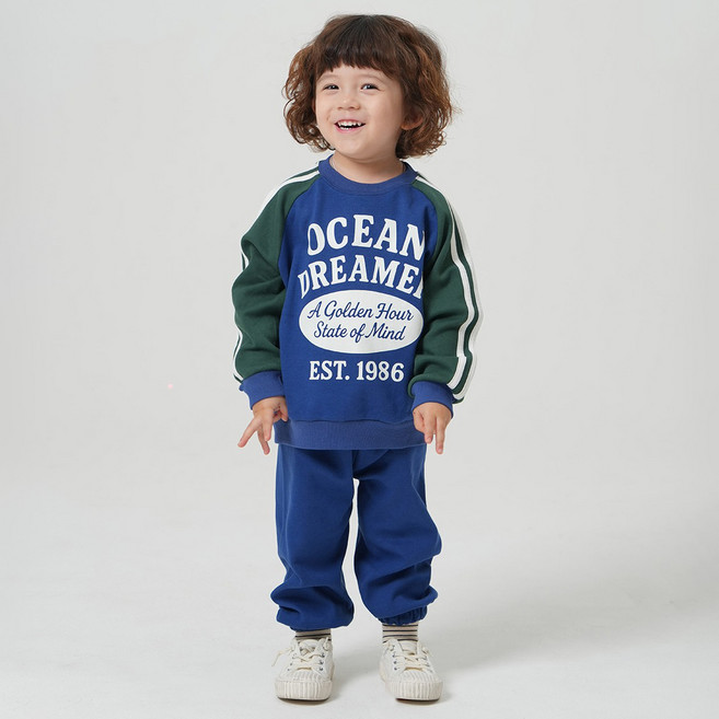 KIDSCOMO 男童Dreamer上下衣套裝