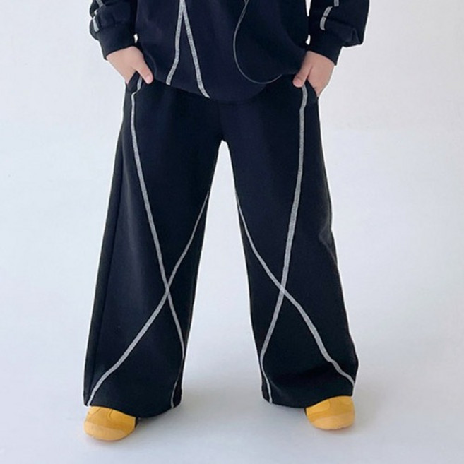 BerryCloset 青少年兒童款Crosly線條長褲