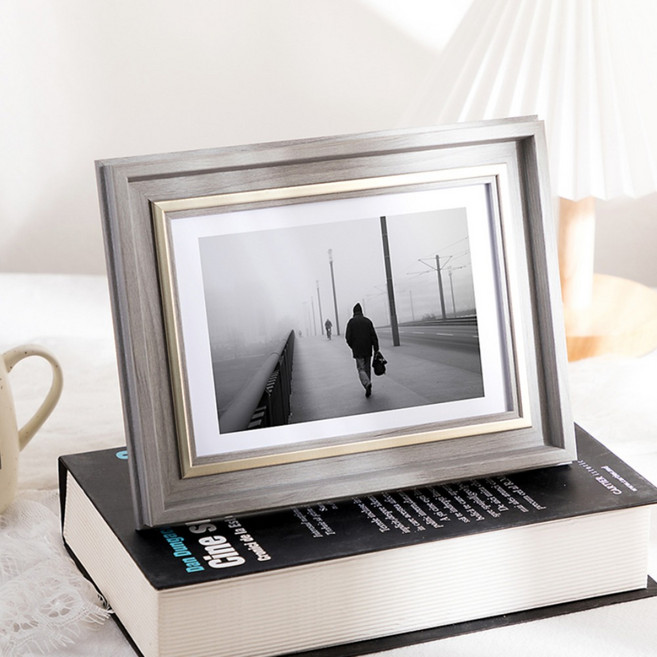iINDOORS 簡木雙框相框 含立架 6x8吋 200g, 1個, 銀灰金