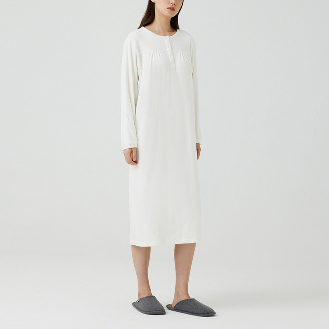 JAJU 女性貂絨抓皺睡衣連身裙