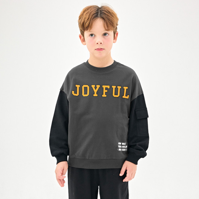 젤리스푼 조이풀 포켓 포인트 맨투맨 티셔츠