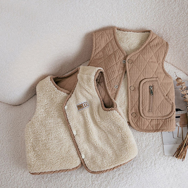 데일리 퀼팅 포켓 뽀글이 양면 조끼