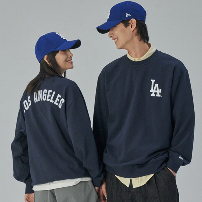 뉴에라 남녀공용 MLB LA 다저스 베이직 로고 맨투맨 148815