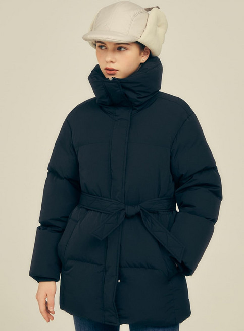 게스 여성용 벨티드 중힙 다운 OO4W5887