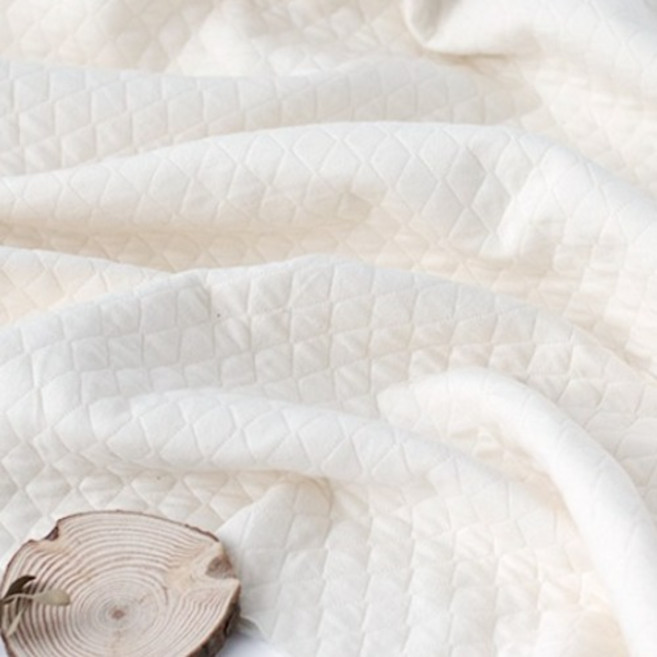 릴리패브릭 대폭 강아지옷 인형 이불 블랭킷 인테리어 소품 퀼팅 누빔 다이마루 무지 스윗마카롱 의류원단, 내츄럴아이보리, 1개