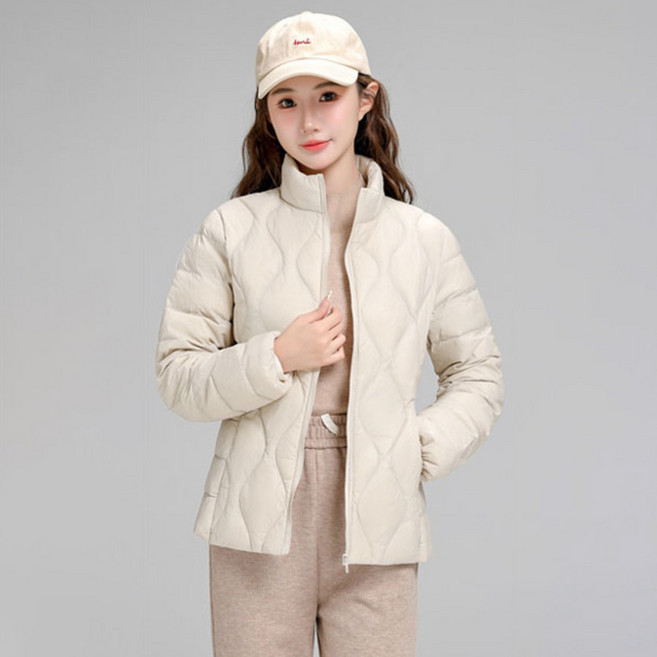 Aira 女款高領短版鋪棉外套