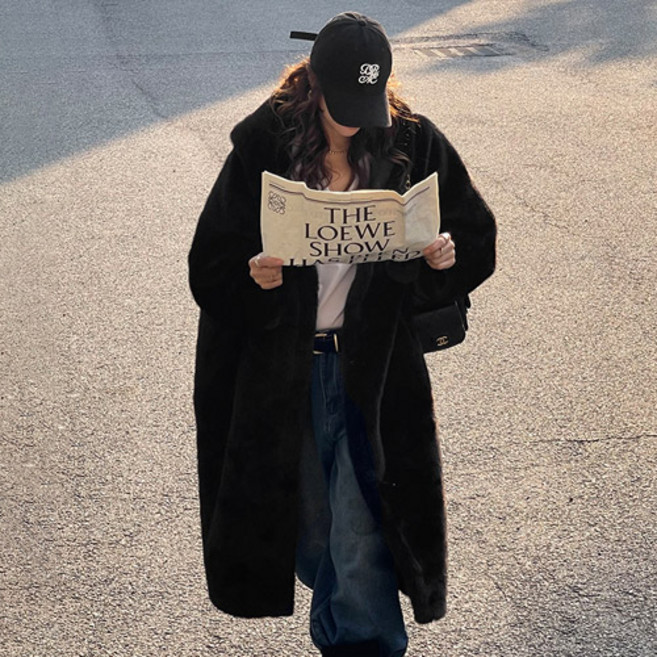 NANING9 女款 Borinko 毛領連帽長版大衣