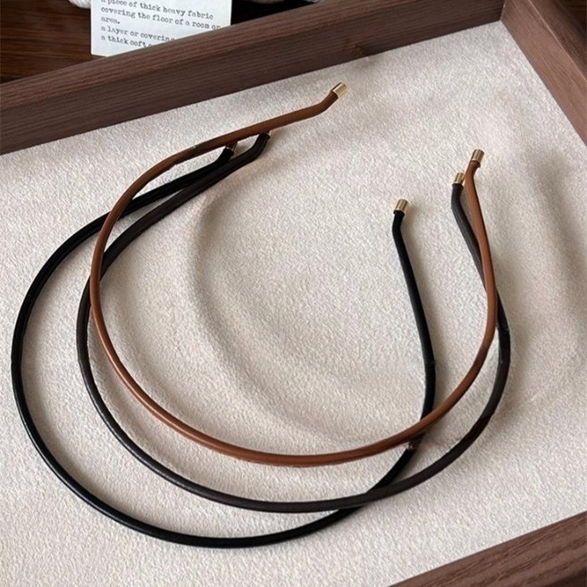 안아픈 플라스틱 가죽 소재 얇은 헤어밴드