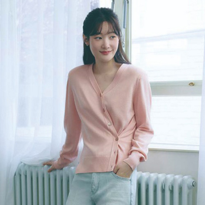 온앤온 여성용 사선 버튼 포인트 브이넥 가디건 NEK4SD251