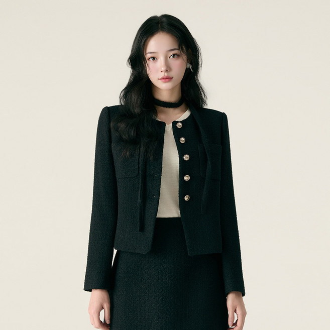 Roem 女款領帶 + 毛呢外套套組