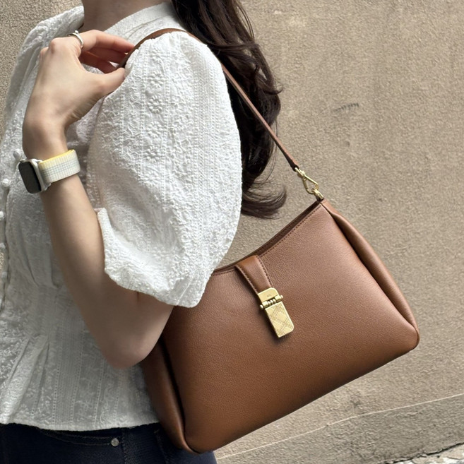 닥스 여성용 CLA 소가죽 체크 장식 포인트 숄더백 DCBA6E171W2