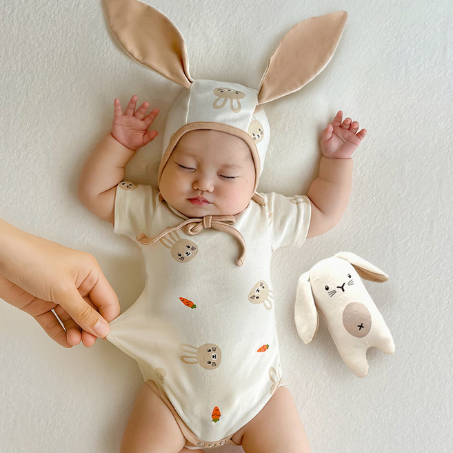 ikii 신생아용 바디수트 반소매 + 모자 + 인형 세트