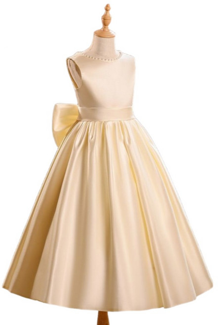 Edgeland 緞面優雅洋裝