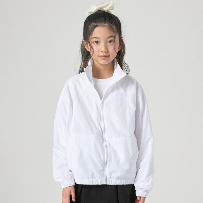 인디비주엘 윈드업 바람막이 자켓