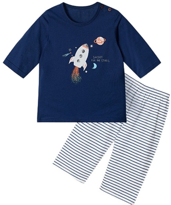 유니프랜드 유니버스 7부 내의 상하의 세트