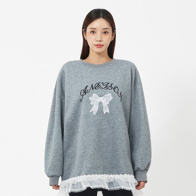 Elsso 女款蝴蝶結刺繡蕾絲寬鬆長版長袖大學T