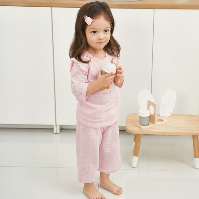 유니프랜드 스윗프렌즈 7부 내의 상하의 세트