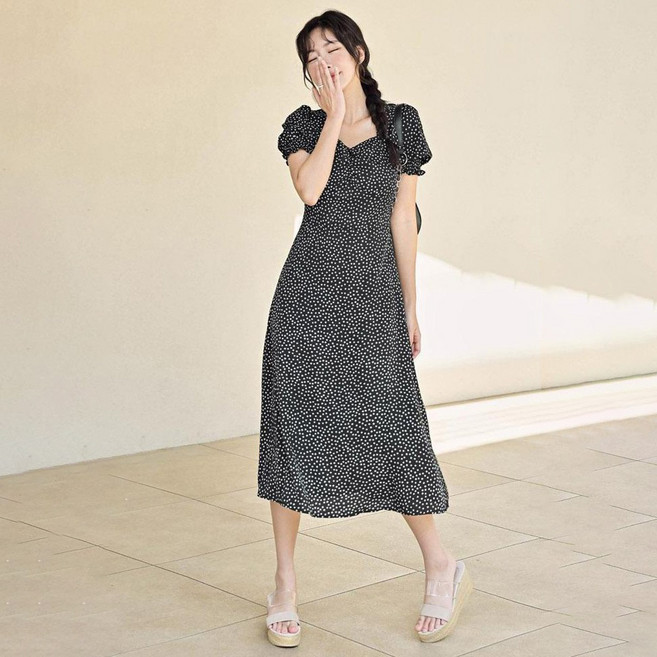 헤링본 플라워 브이넥 반팔 셔링 퍼프소매 비치 롱 원피스 HH174