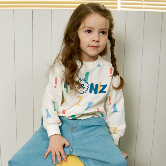 Bekiz Monz 滿版印花大學T