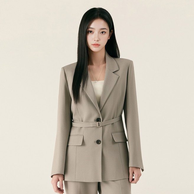 Roem 女款附腰帶寬鬆版型夾克