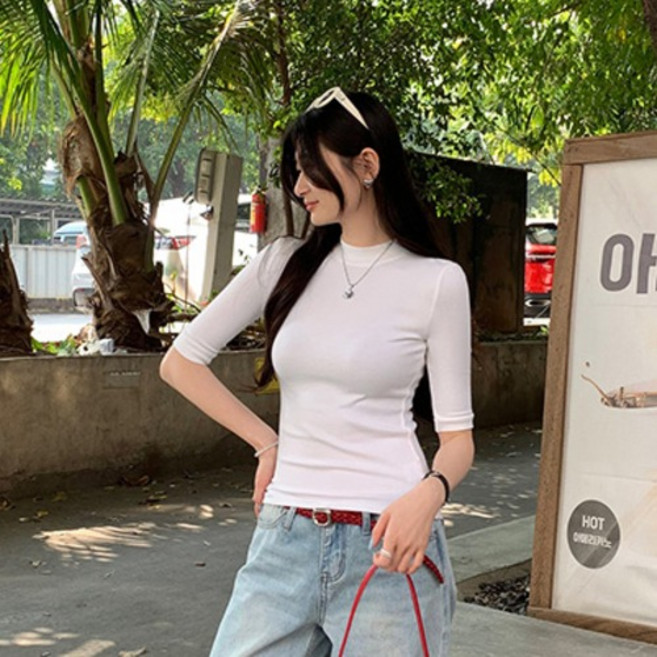 어썸풀 여성용 미스피트 5부 소매 반폴라 니트 A26SMT022020