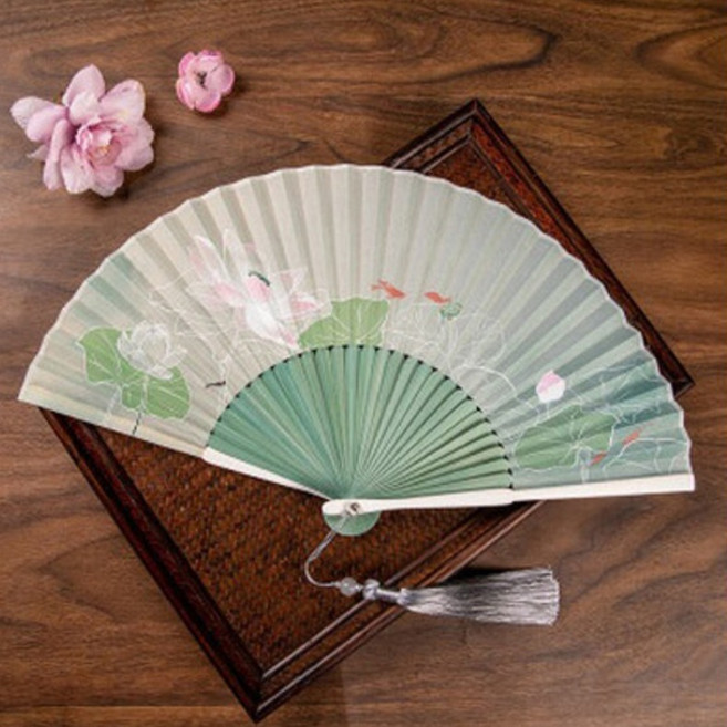 마켓피아 휴대용 전통 공예 소품 플라워 접이식 부채, 연꽃 흰 가장자리, 1개