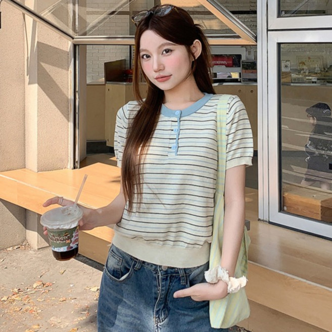 Awesomeful 女款拼色亨利領條紋短袖針織衫 A26SMKN031205