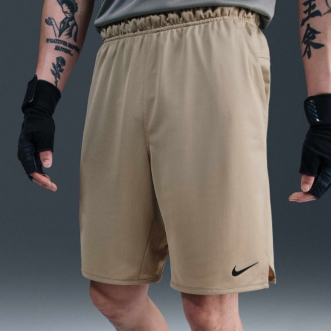 나이키 남성용 드라이 핏 토털리티 9인치 언라인드 쇼츠 DV9329-251