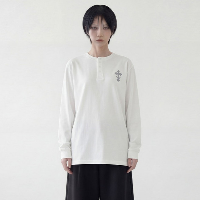 saintpain 男女通用 Cross 重磅亨利領長袖T恤