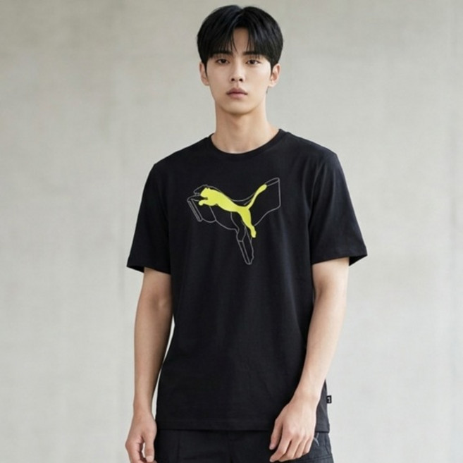 PUMA 男士 ESS+ Logo 環繞式 T恤