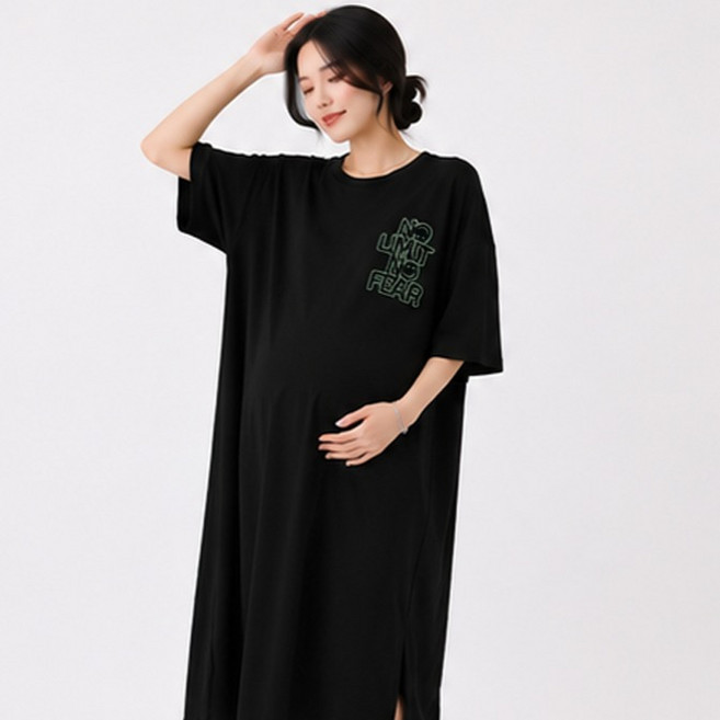 I CAN SIMPLE Oversize舒適印花孕婦長版連身裙