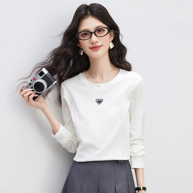 LUNA GIRL 女款 Cutesy 迷你愛心刺繡圓領T恤 L26FT061706