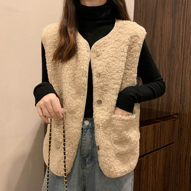 andstyle 女款短版口袋羊羔毛背心 248173