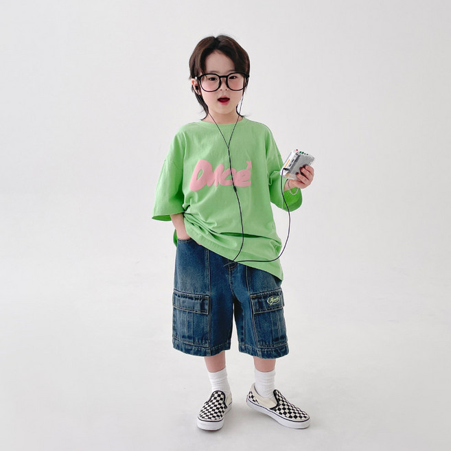 BerryCloset 男童正面螢光丹寧褲 兒童青少年上學穿搭五分牛仔短褲