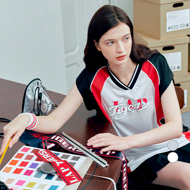 랩 여성용 KIA타이거즈 발포 프린트 V넥 롱 티셔츠 AQ2GT464