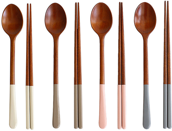 트래블앤쿡 옻칠 파스텔 우드 4인 수저세트, 크림 + 모카 + 핑크 + 스카이, 숟가락(4P) + 젓가락(4P), 1개