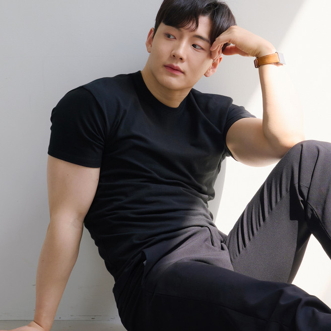 핵쿨남 남성용 무지 라운드 머슬 핏 반팔 티셔츠