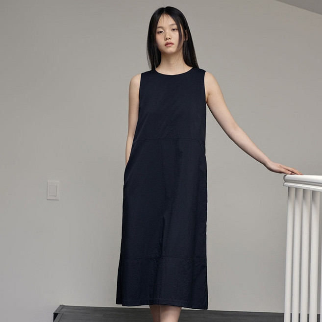 38COMEONCOMMON Relaxed Sleeveless Dress 洋裝, 黑色