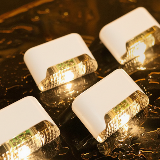 레나에너지 태양광 충전식 야외 계단 조명 4p, 화이트(외관), 전구색(조명)