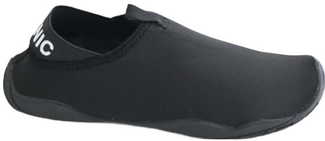 DAYNIC 綁帶水陸兩棲鞋 黑色 240