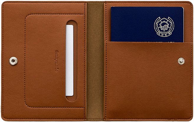 퍼니메이드 RFID차단 안티스키밍 가죽 여권 지갑