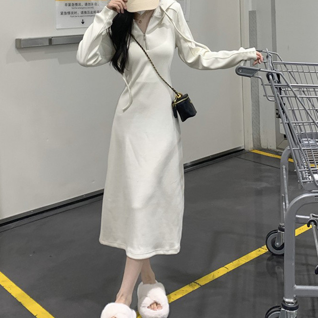 시크힐즈 페이퍼먼츠 모노크롬 앞 지퍼 후드 롱 원피스 12056