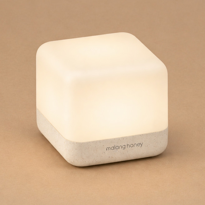 말랑하니 뒤집으면 꺼지는 타이머 신생아 수유 취침등, 샌드화이트