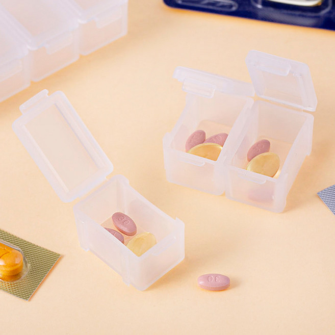 코멧 분리되는 휴대용 7칸 약통, 2개