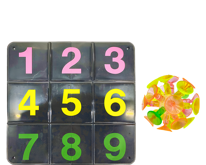 PLAYFUL TOYS 頑玩具 吸盤九宮格遊戲組, 顏色隨機, 1組