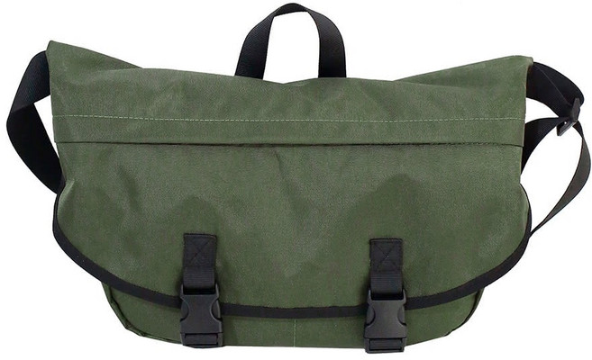 E.City 日系百搭多功能休閒挎包 牛津布, 綠色