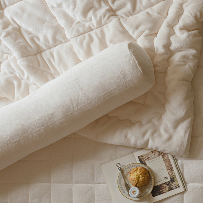 아망떼 소울메이트 장모 극세사 바디필로우 커버, 크림