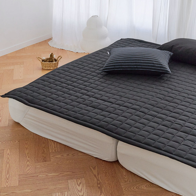 깃든 퓨어 패밀리 침대 패드, 블랙