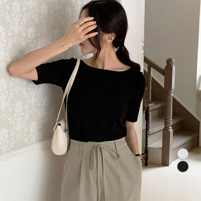 아피나르 보트넥 반팔 티셔츠